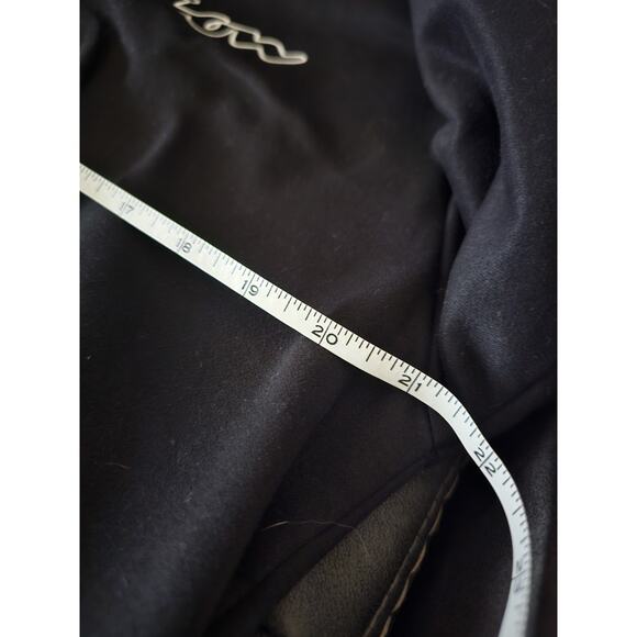 Champion Hoodie Men’s Medium – Black Pullover Script Logo Sweatshirt - Picture 5 of 6